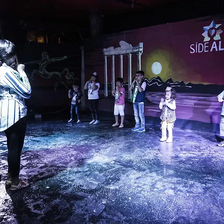 Ally Resort Side